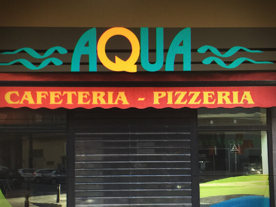 Aqua - Cafetería - Pizzería